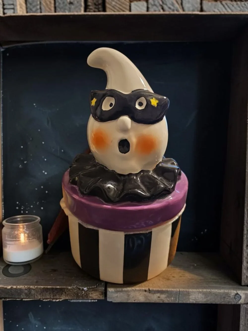 Halloween Ceramic Ghost Figurine – Mask & Star Design – Striped Base – Cute Spoo